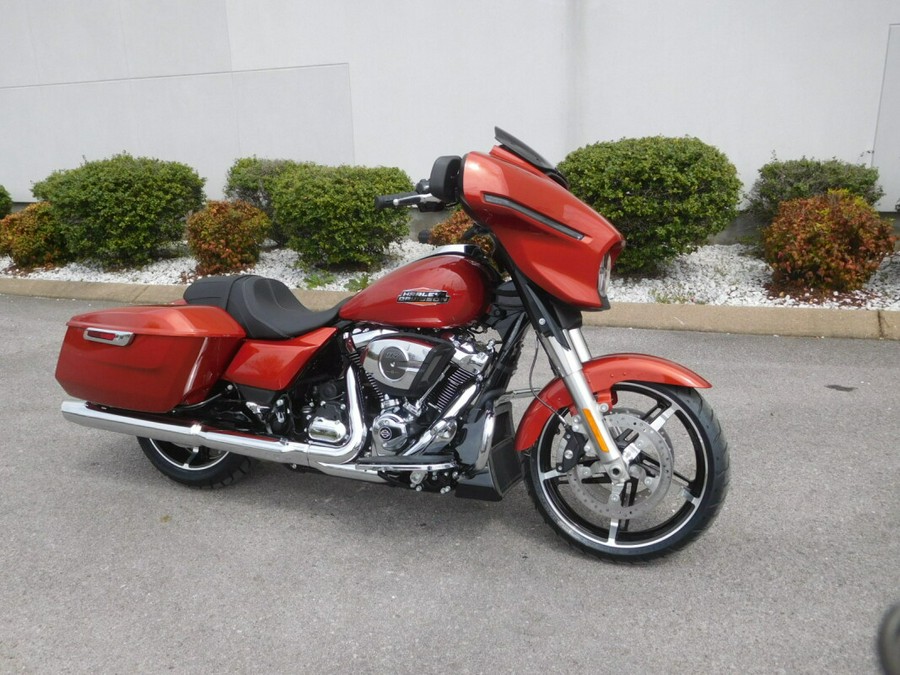 FLHX 2024 Street Glide®