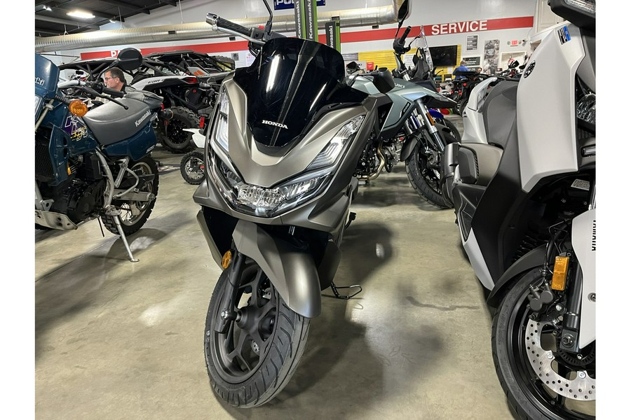 2024 Honda PCX 150 ABS