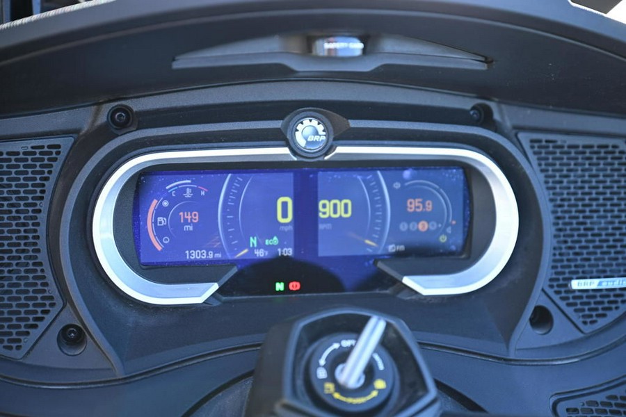 2018 Can-Am® Spyder® RT Limited Chrome