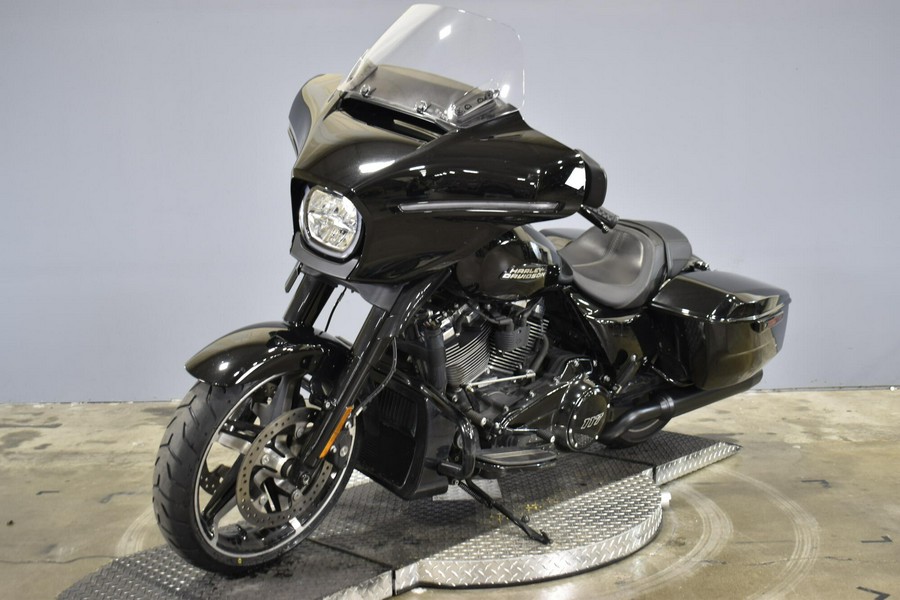 2025 Harley-Davidson Street Glide Vivid Black