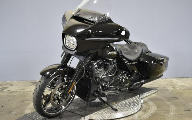 2025 Harley-Davidson Street Glide Vivid Black