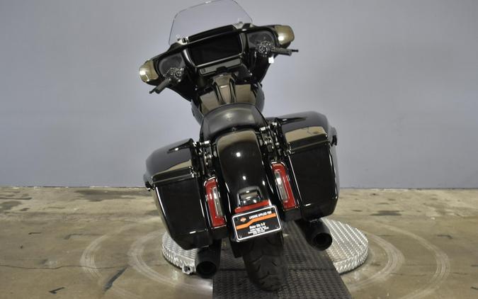 2025 Harley-Davidson Street Glide Vivid Black
