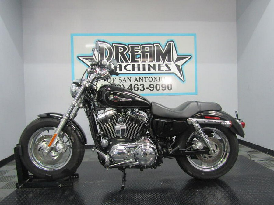 2012 Harley-Davidson® XL1200C - Sportster® 1200 Custom