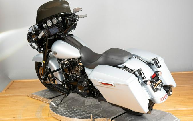 2023 Harley-Davidson Street Glide Special