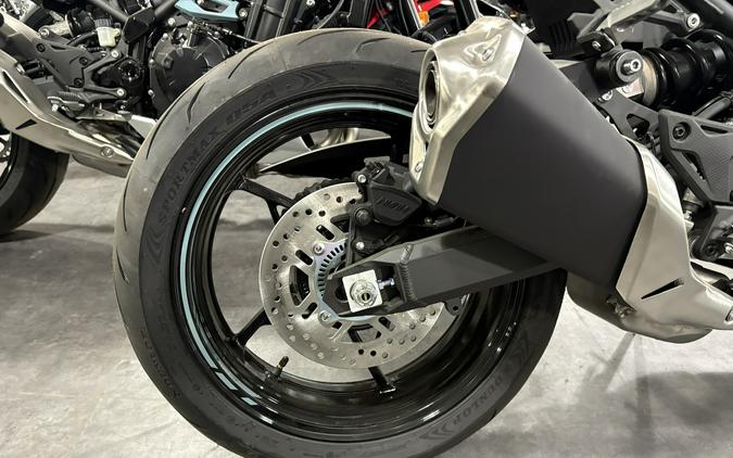 2025 Kawasaki Z900 ABS