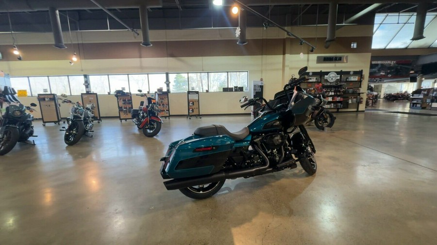 2026 Harley-Davidson® Road Glide® Teal Thunder / Vivid Black - Black