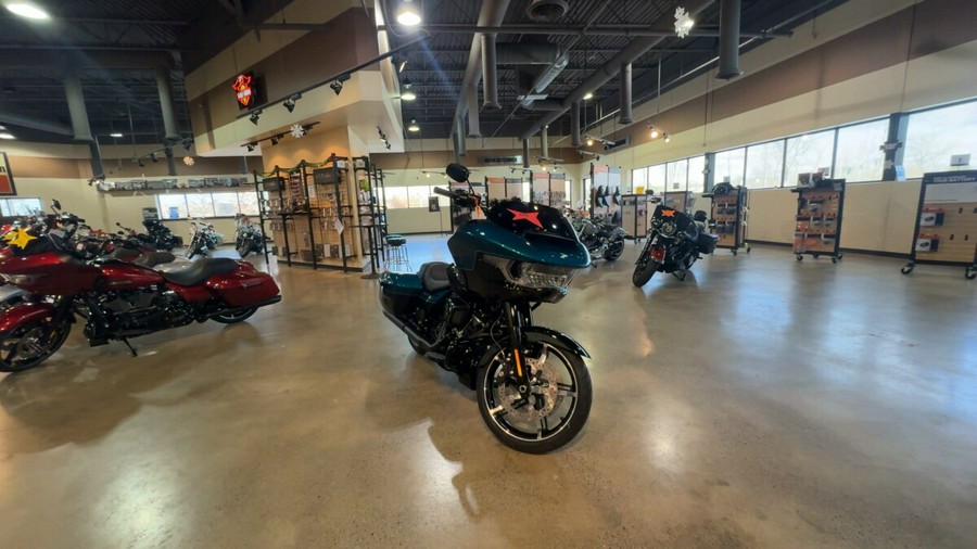 2026 Harley-Davidson® Road Glide® Teal Thunder / Vivid Black - Black