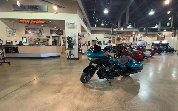 2026 Harley-Davidson® Road Glide® Teal Thunder / Vivid Black - Black