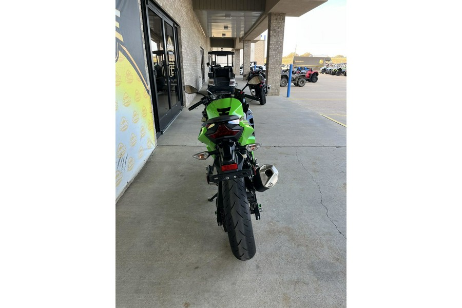 2023 Kawasaki Ninja® 400 ABS