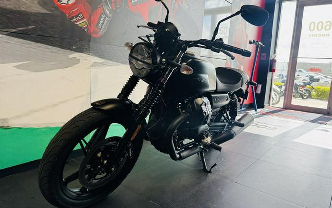 2021 Moto Guzzi V7 Stone E5