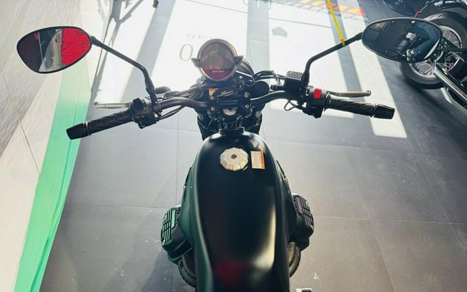 2021 Moto Guzzi V7 Stone E5