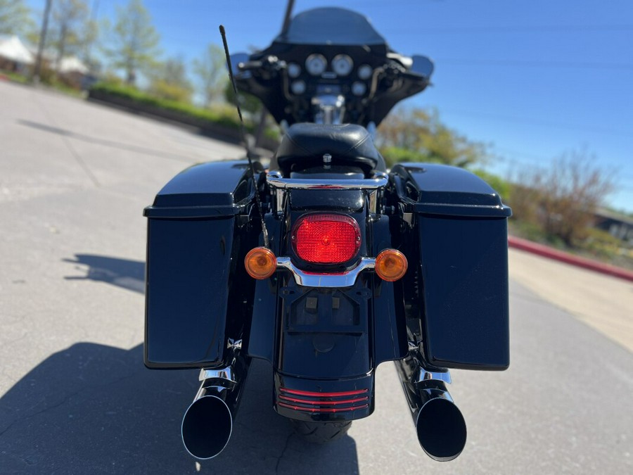 2006 Harley-Davidson® FLHXI Street Glide® BLACK 700530