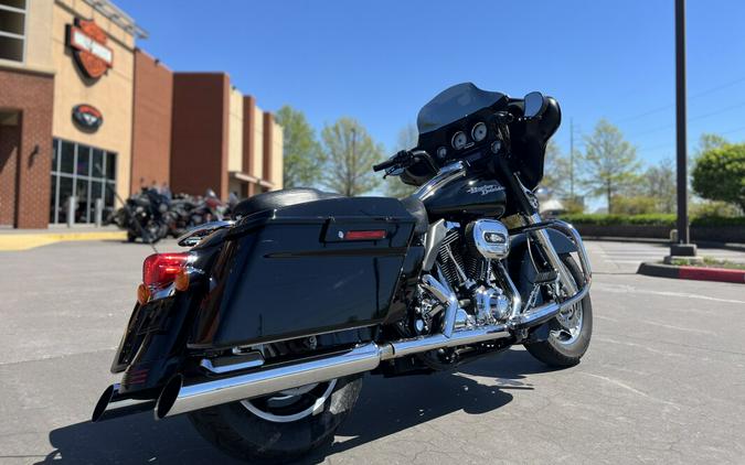 2006 Harley-Davidson® FLHXI Street Glide® BLACK 700530