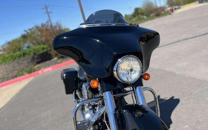 2006 Harley-Davidson® FLHXI Street Glide® BLACK 700530