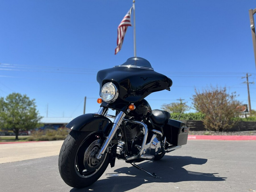 2006 Harley-Davidson® FLHXI Street Glide® BLACK 700530