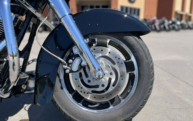 2006 Harley-Davidson® FLHXI Street Glide® BLACK 700530