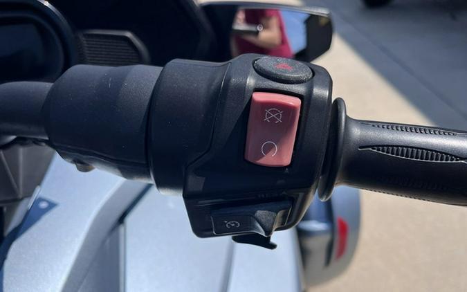 2022 Can-Am Spyder F3 Limited Dark Wheels