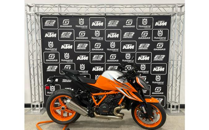 2023 KTM 1290 Super Duke R EVO