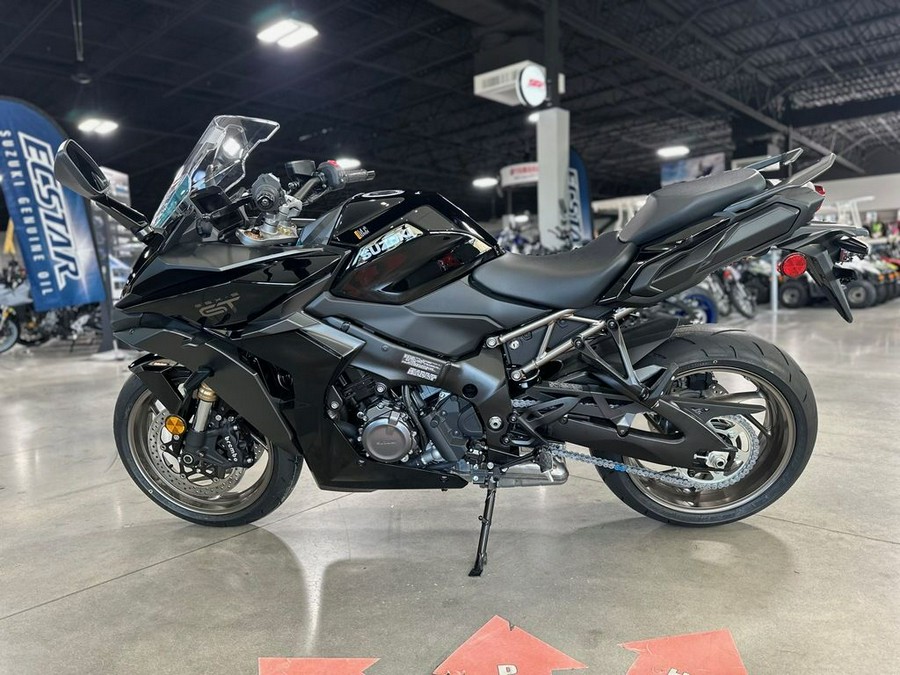 2024 Suzuki GSX-S1000GT