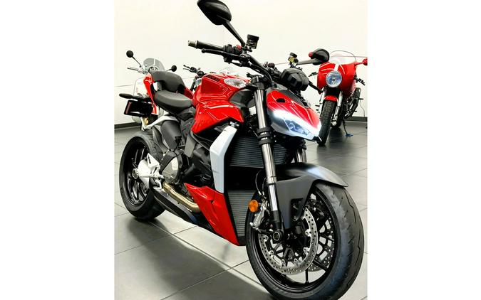 2024 Ducati Streetfighter V2 - Red