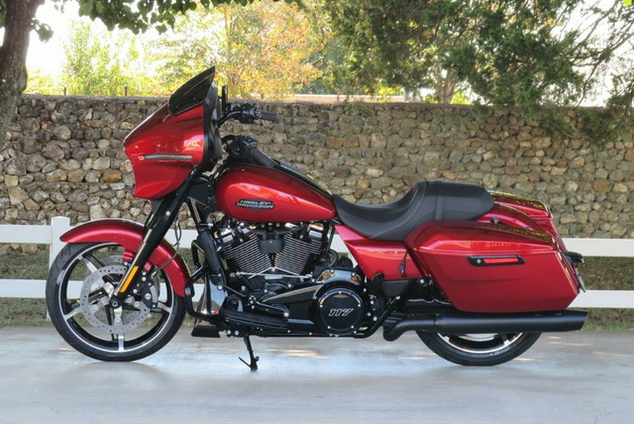 2025 Harley-Davidson FLHX - Street Glide