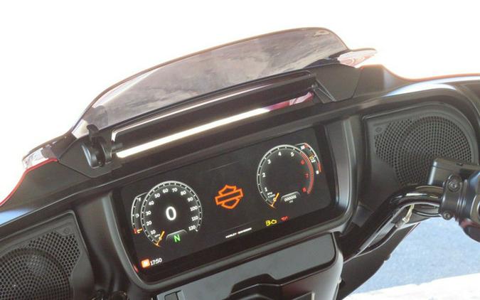 2025 Harley-Davidson FLHX - Street Glide