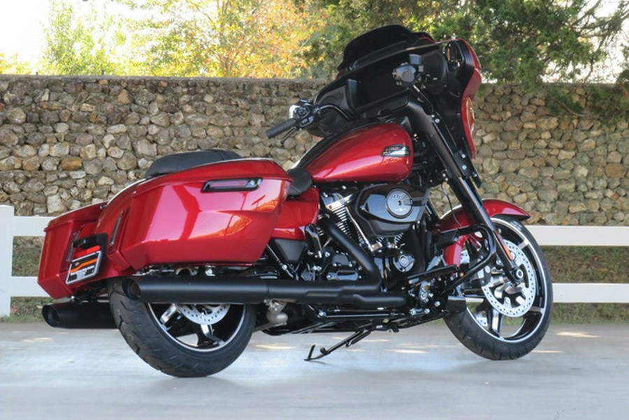 2025 Harley-Davidson FLHX - Street Glide