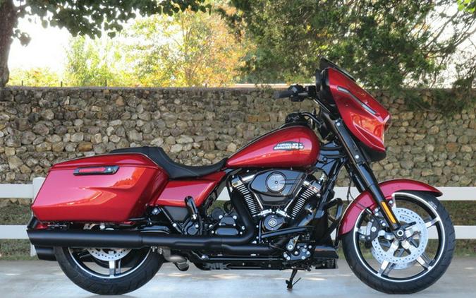 2025 Harley-Davidson FLHX - Street Glide