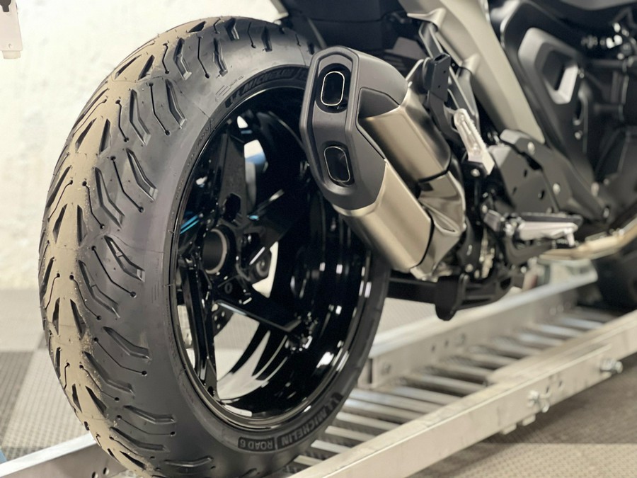 2026 BMW R 1300 RS