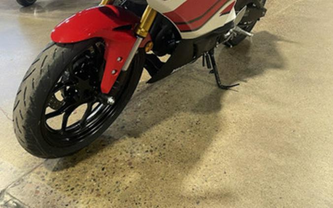 2026 Yamaha YZF R3 70Th Anniversary Edition