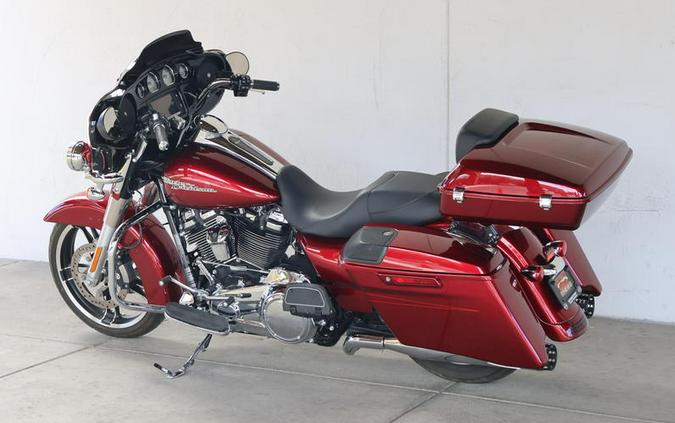 2017 Harley-Davidson® FLHXS - Street Glide® Special