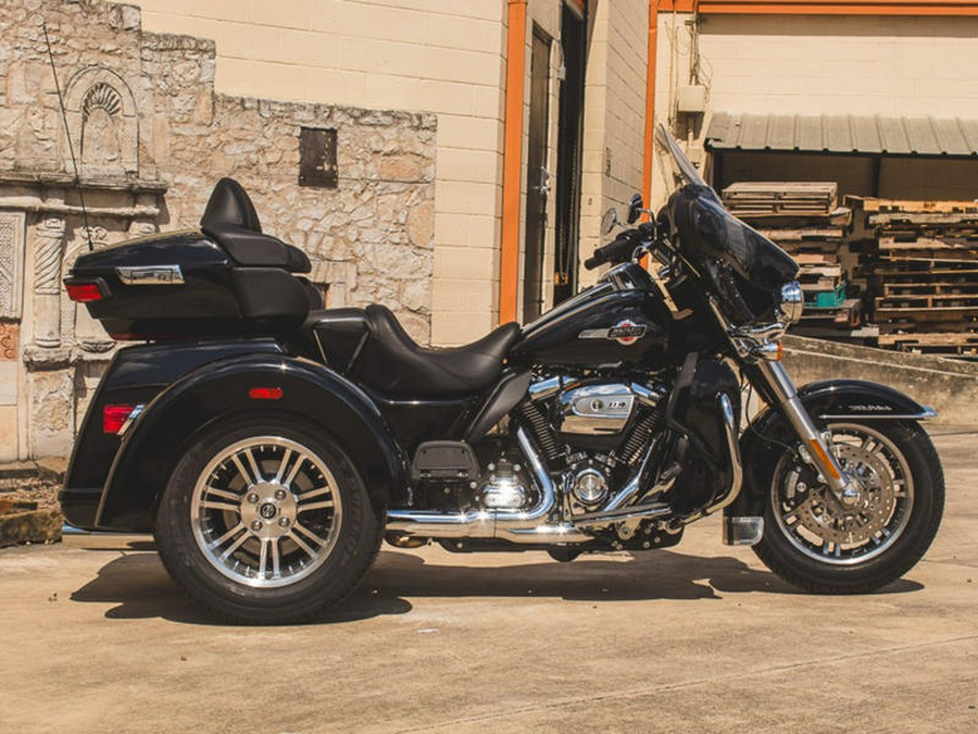 2024 Harley-Davidson® FLHTCUTG - Tri Glide® Ultra