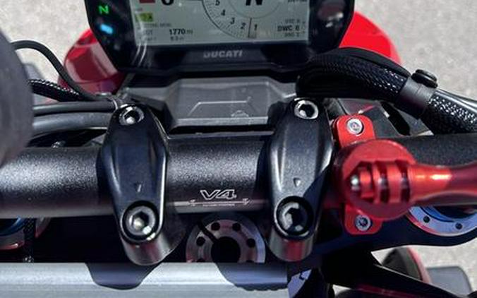 2021 Ducati Streetfighter V4 S Ducati Red