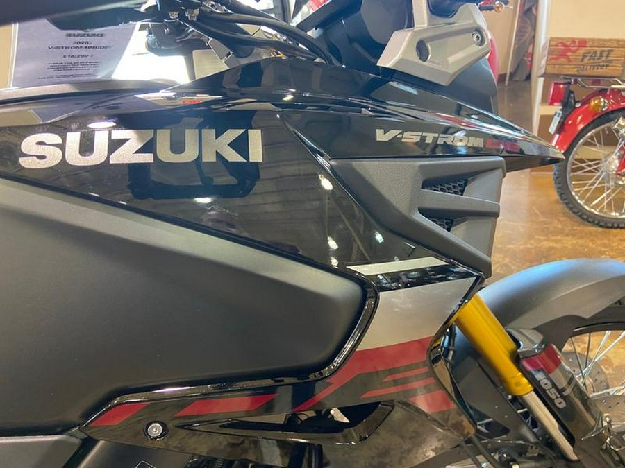 2025 Suzuki V-Strom 1050DE