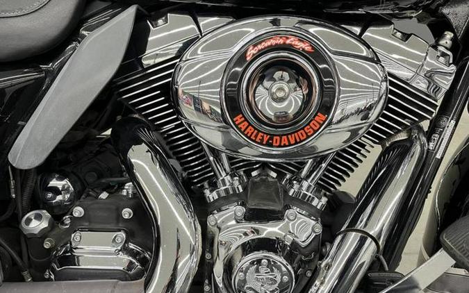 2009 Harley-Davidson® FLHTCU - Ultra Classic® Electra Glide®