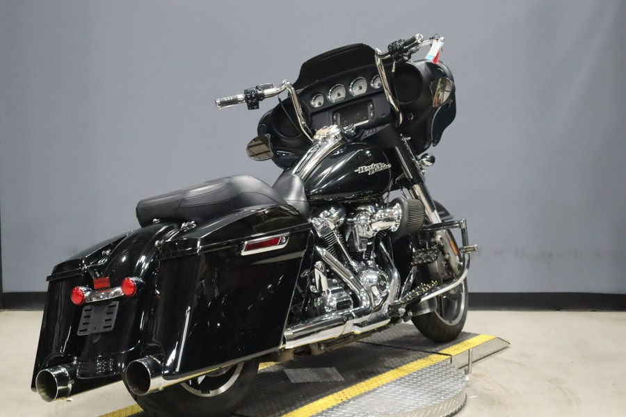 2018 Harley-Davidson Street Glide FLHX