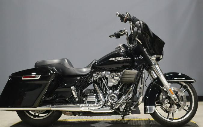 2018 Harley-Davidson Street Glide Vivid Black