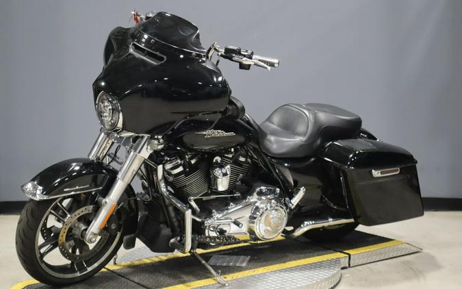 2018 Harley-Davidson Street Glide Vivid Black