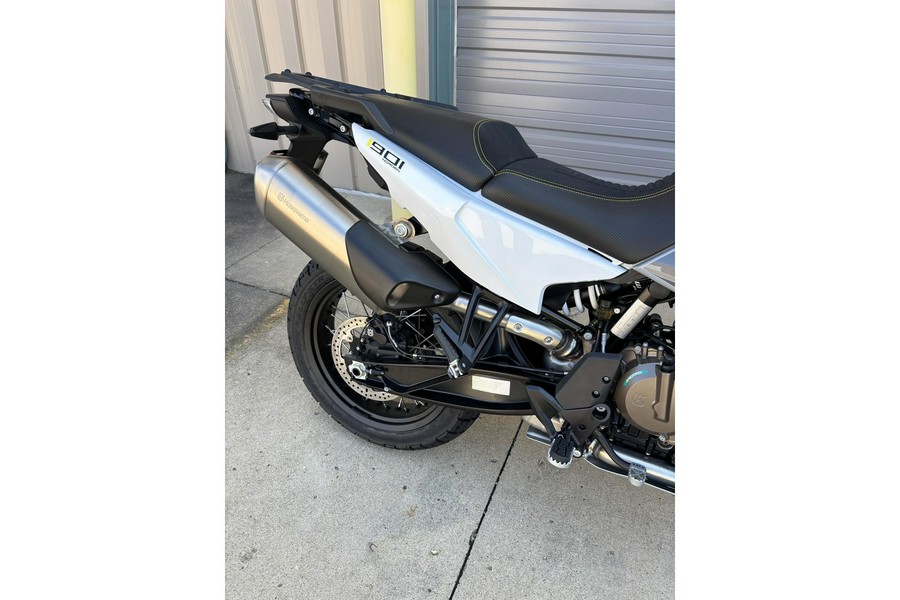 2027 NORDEN 901 - Husqvarna Motorcycles