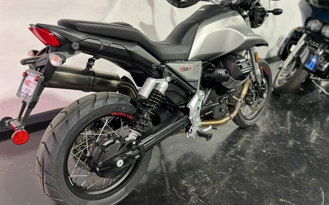 2020 Moto Guzzi V85 TT Adventure