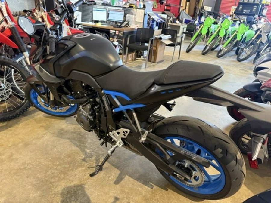 2024 Suzuki GSX 8S
