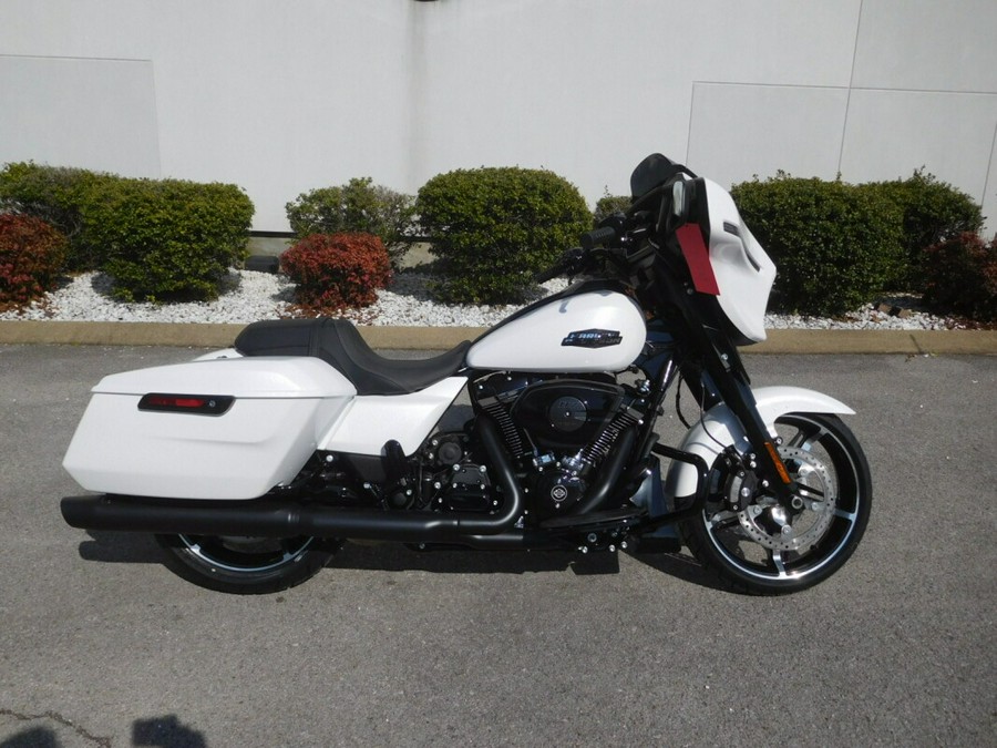 FLHX 2024 Street Glide®