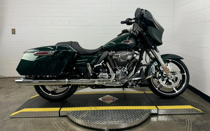 2024 Harley-Davidson Street Glide® ALPINE GREEN