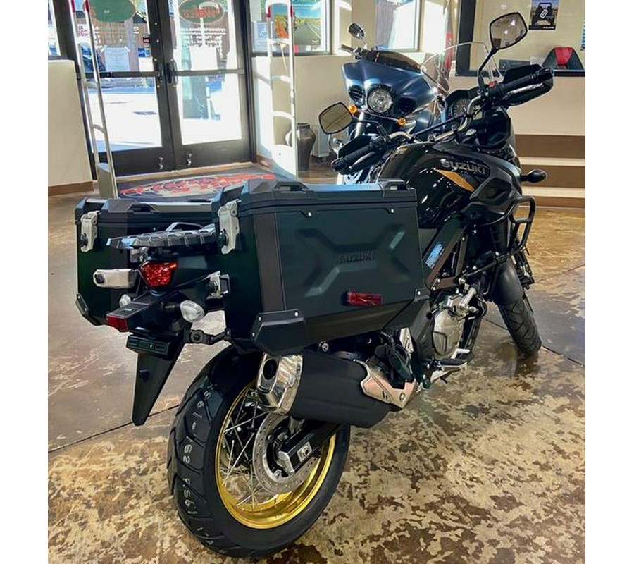 2025 Suzuki V-Strom 650XT Adventure