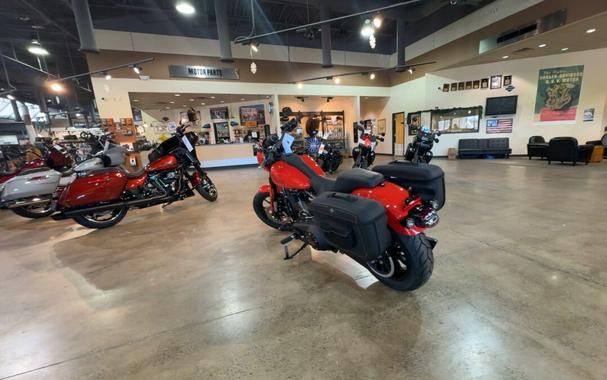 2026 Harley-Davidson® Low Rider® S Blood Orange - Black