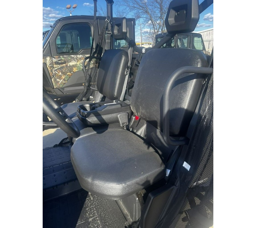 2026 Can-Am Defender DPS HD7