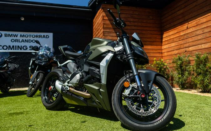 2024 Ducati STREETFIGHTER V2