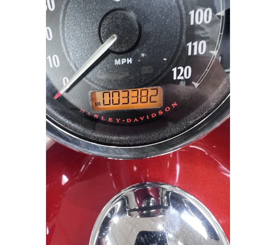 2014 Harley-Davidson Sportster 1200 Custom