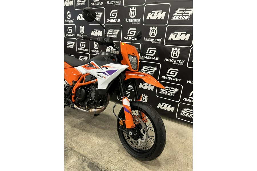 2026 KTM 390 SMC R