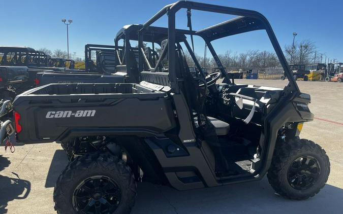 2026 Can-Am Defender DPS HD9
